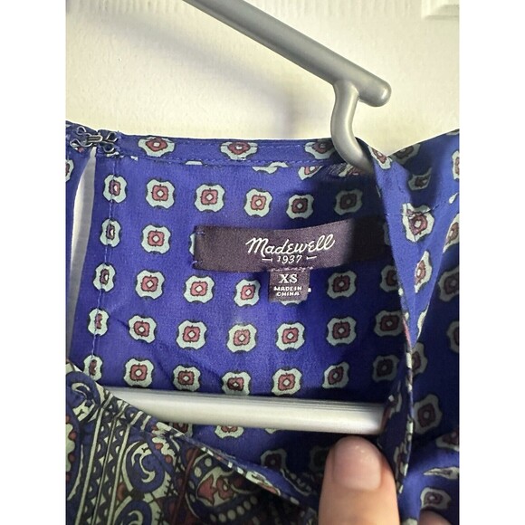 Madewell Size XS 100% Silk Top Blue Geometric Paisley Short Sleeve Blouse - Picture 4 of 5